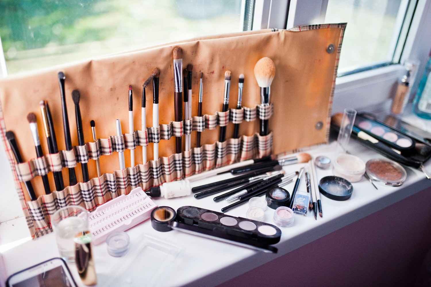 Professional makeup artist in Delhi